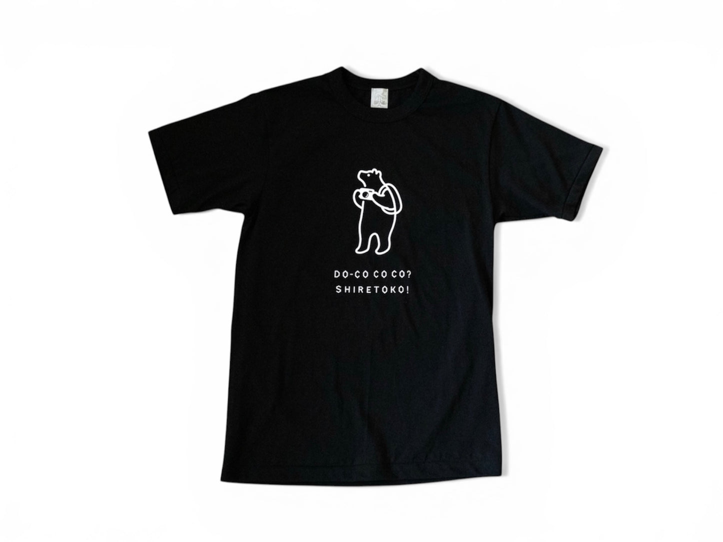 知床トコさんTシャツ / カメラ（ブラック）
