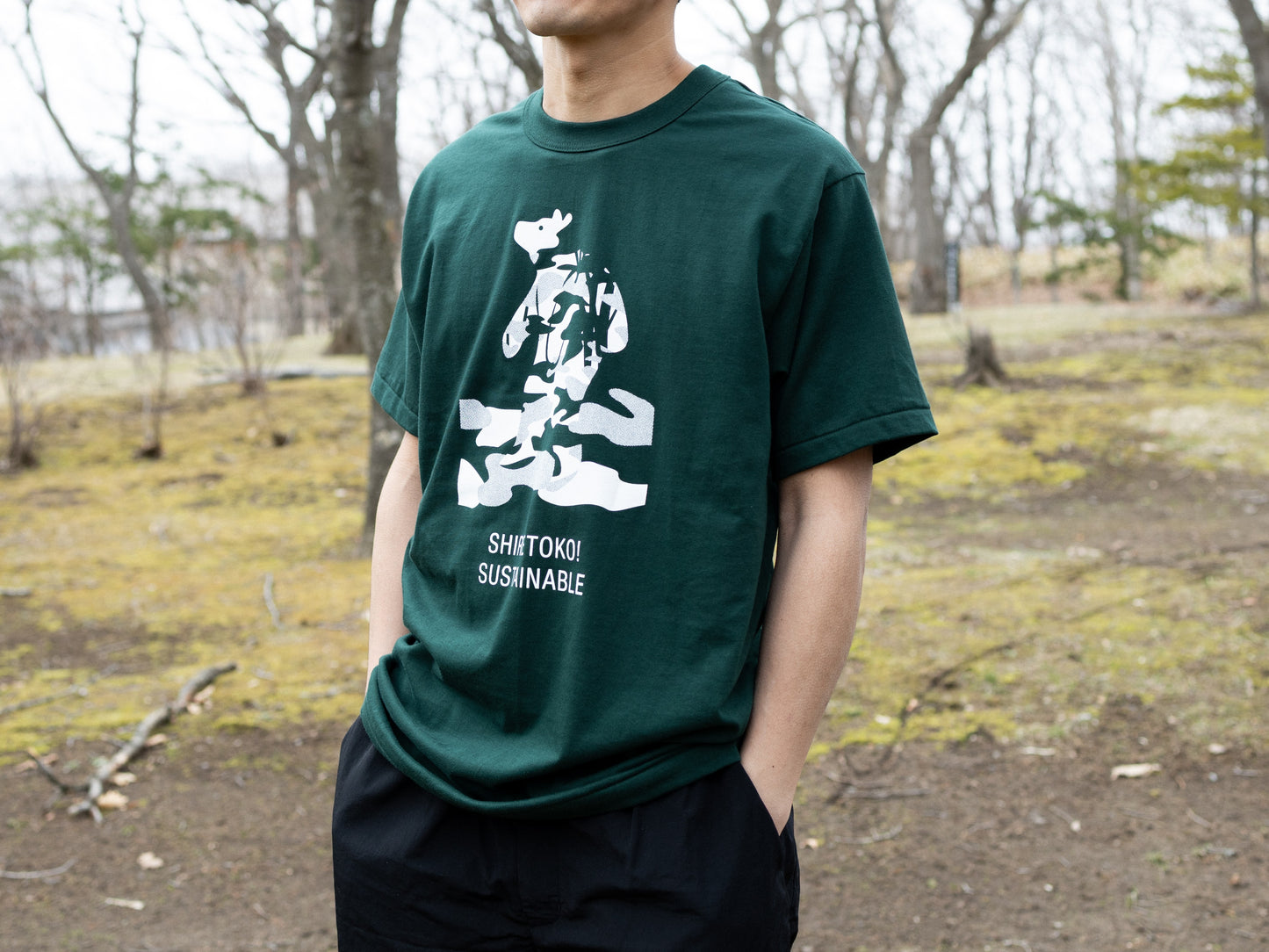 知床トコさんTシャツ / 迷彩（グリーン）